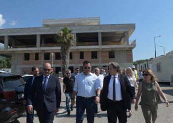 Πάτρα: Επίσκεψη Γεωργιάδη στο Νοσοκομείο “Άγιος Ανδρέας” και στο Κ.Υ. βορείου τομέα – ΦΩΤΟ