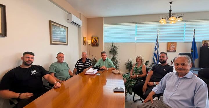 Δυτική Αχαΐα: Συνάντηση του Δημάρχου με το νέο ΔΣ του συλλόγου Άνω Σουδενεΐκων