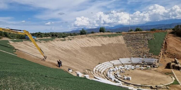 Εγκαινιάζεται σήμερα Τρίτη το Αρχαίο Θέατρο Στράτου – Αναλυτικά το πρόγραμμα