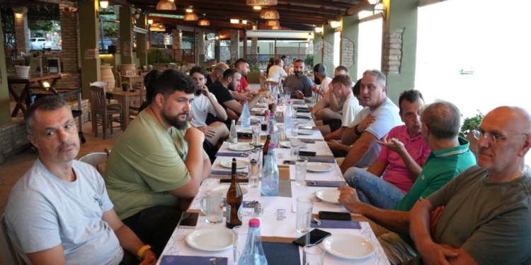 “Κλικ” στο δείπνο που παρέθεσε η διοίκηση της Αχαγιάς ’82 ΑΥΓΕΡΟΣ