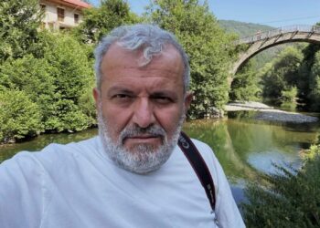 Η συγκινητική ανάρτησή του γιατρού που έδωσε τις πρώτες “ανάσες ζωής” στον 10χρονο που κινδύνευσε με πνιγμό: “Χαμογέλα αντράκι μου, η ζωή είναι μπροστά σου…”