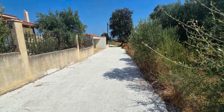 “Να πώ ότι σωθήκαμε είναι λίγο…” – Τί λένε οι κάτοικοι στο Καλαμάκι που ήταν αποκλεισμένα τα σπίτια τους από το 2000! ΒΙΝΤΕΟ