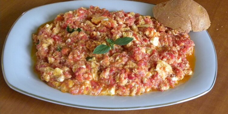 Καγιανάς: Το αυθεντικό ελληνικό brunch της υπαίθρου