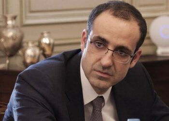 Γρηγόρης Δημητριάδης: Όταν οι άνθρωποι κατέστρεφαν βιβλία, η ανθρωπότητα βυθιζόταν στο σκοτάδι