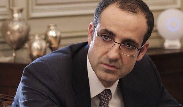 Γρηγόρης Δημητριάδης: Όταν οι άνθρωποι κατέστρεφαν βιβλία, η ανθρωπότητα βυθιζόταν στο σκοτάδι