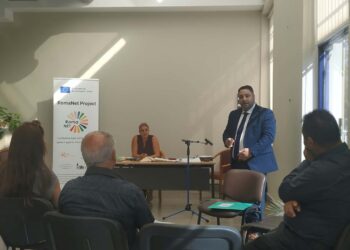 Στελέχη του Κέντρου Κοινότητας Δήμου Δυτικής Αχαΐας σε εκπαιδευτική δράση