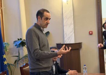 Γρηγόρης Δημητριάδης: «Στο Μαξίμου είχα δύο συνεργάτες που παρακολουθούσαν την ειδησεογραφία μόνο στα τοπικά ΜΜΕ»