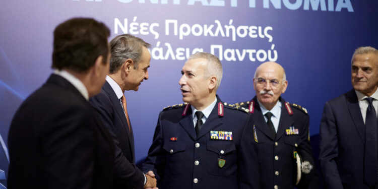 Χρυσοχοΐδης: Δημοκρατικό και συνταγματικό δικαίωμα η ασφάλεια